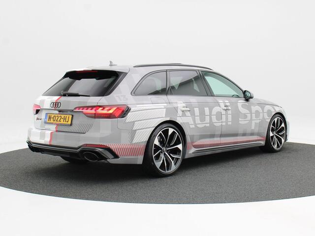 Audi RS4 Avant 2.9 TFSi 561 Pk quattro | JD Stage 2 | Milltek | Eventuri | Panoramadak | B&O | 360 Camera | Leder | 20 Inch | 31.756 KM!!