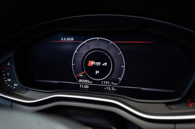 Audi RS4 2.9 TFSI 450 PK, Panodak, BenO audio, Head-up, Keramische remmen, RS stoelen, BTW
