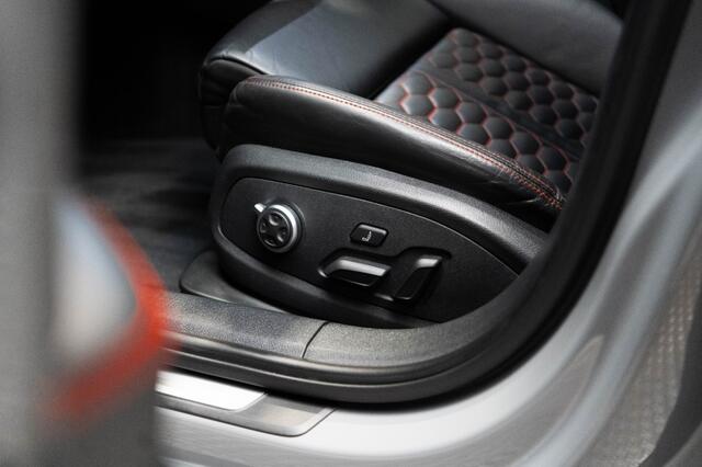 Audi RS4 2.9 TFSI 450 PK, Panodak, BenO audio, Head-up, Keramische remmen, RS stoelen, BTW