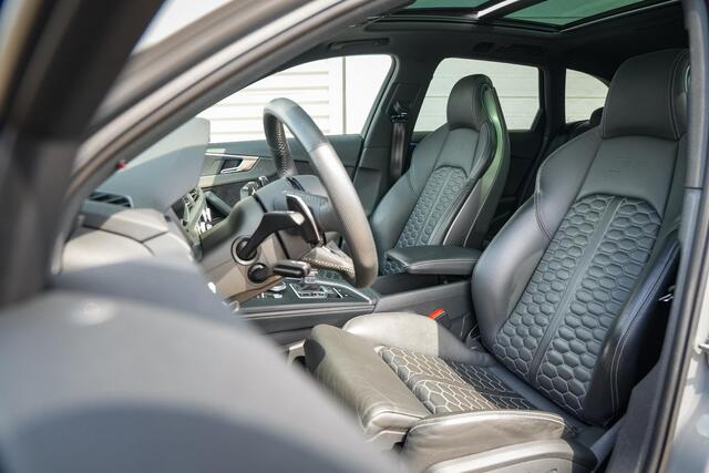 Audi RS4 A4 Avant 2.9 TFSI quattro Panoramadak B&O Keramisch Leer Cruise Camera CarPlay