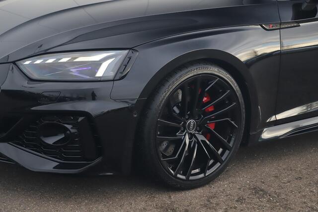 Audi RS5 Sportback 2.9 TFSI RS 5 Quattro 450PK Fabrieksgarantie Black Optic Virtual Cockpit Laser LED B&O HUD Panoramadak Nappa Leder Massage Carbon Inleg Alcantara Stuur 360 Camera Dealer Onderhouden 20 inch LMV Stuur & Stoelverwarming Dynamic Pack