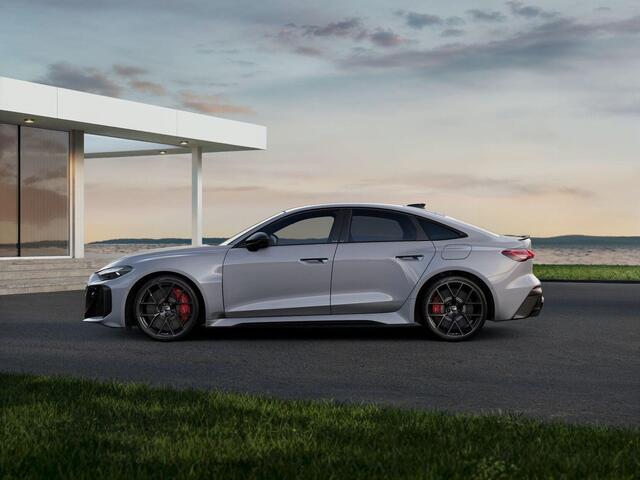 Audi RS5 Limousine 2.9 TFSI quattro 639 pk · Audi Exclusive Nardogrijs · Audi Sportpakket · Keramisch · Optiekpakket Carbon