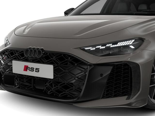 Audi RS5 Avant RS 5 Avant e-hybrid 470 kW / 639 PK Avant 8 versn. | RS keramische remmen brons | Panorama-glasdak | RS sportstoel plus dinamica/leder zwart groene accenten | Head-up display |