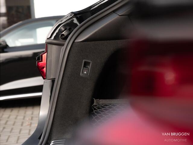 Audi RS6 Avant 4.0 TFSI quattro Pano Carbon Trekhaak Standkachel Luchtvering 22" Laser