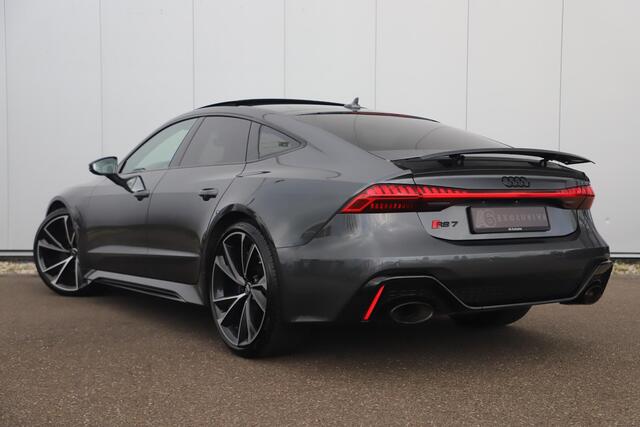 Audi RS7 4.0 TFSI RS 7 Sportback Quattro 600PK 1 Jaar Garantie 22 inch Ceramic B&O High End Alcantara Hemel Dynamic Plus Pack 4-wiel Sturing Softclose Stoelverkoeling Panoramadak Laser LED HUD 360 Camera Full Options! Nieuwstaat!