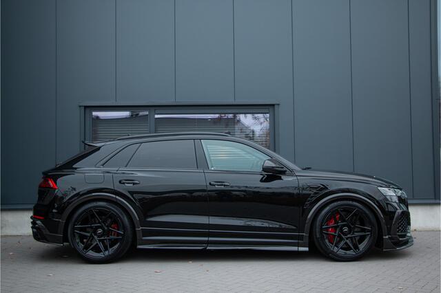 Audi RSQ8 Signature Edition | 800PK | B&O+ | Ceramic Brakes | 360 Cam | ACC | Pano | Softclose | Lane & Side Assist | Fabrieksgarantie | PPF | Nachtzicht | Carbon | Apple & Android Carplay | Dynamic+ | Achterasbesturing | Dynamic Plus Pack | Ambiance | Laser | E.TH