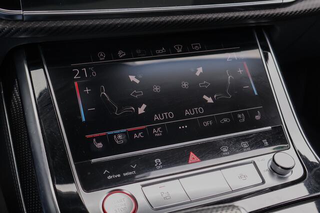 Audi RSQ8 4.0 TFSI RS Q8 quattro | CARBON IN & EXTERIEUR | ADAPTIVE CRUISE | TREKHAAK | MASSAGE | STOELVEWARMING & VERKOELING | CAMERA | HEAD UP | B&O |