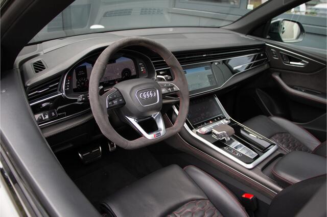 Audi RSQ8 4.0 V8 600PK URBAN | Keramische | 24" Vossen | 360Cam | ACC | Ventilatie | Head Up | B&O | Lane & Side Assist | Dynamic+ 305km/h | Softclose | Stuurverwarming | Keyless | Standkachel | Luchtvering | Matrix Led | Carbon | | Achterasbesturing | E.TH 3500KG 