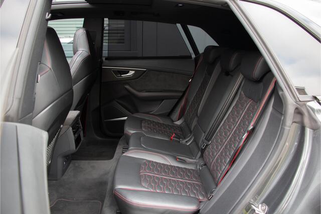 Audi RSQ8 4.0 V8 600PK URBAN | Keramische | 24" Vossen | 360Cam | ACC | Ventilatie | Head Up | B&O | Lane & Side Assist | Dynamic+ 305km/h | Softclose | Stuurverwarming | Keyless | Standkachel | Luchtvering | Matrix Led | Carbon | | Achterasbesturing | E.TH 3500KG 