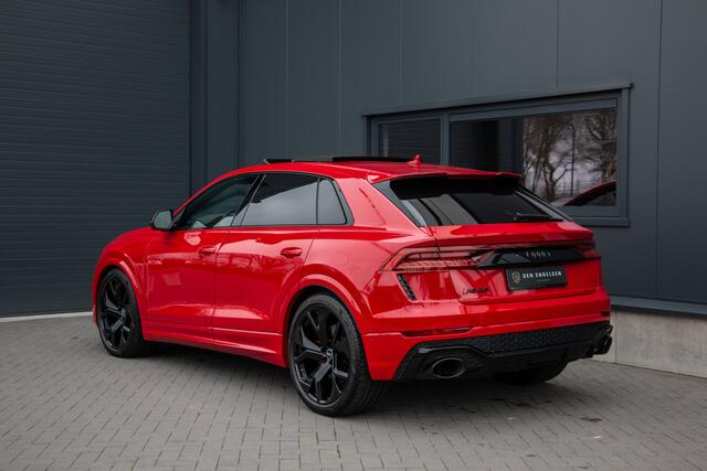 Audi RSQ8 4.0 TFSI 600PK | Keramische | Nachtzicht | B&O+ | 360 Cam | Lane & Side Assist | Pano | 23" | E.TH 3500kg | Achterasbesturing | Keyless | Head Up | Lederpack | Black Pack | Massage + Ventilatie | RS Dynamic + | Ventilatie | Apple & Android Carplay | Alcan