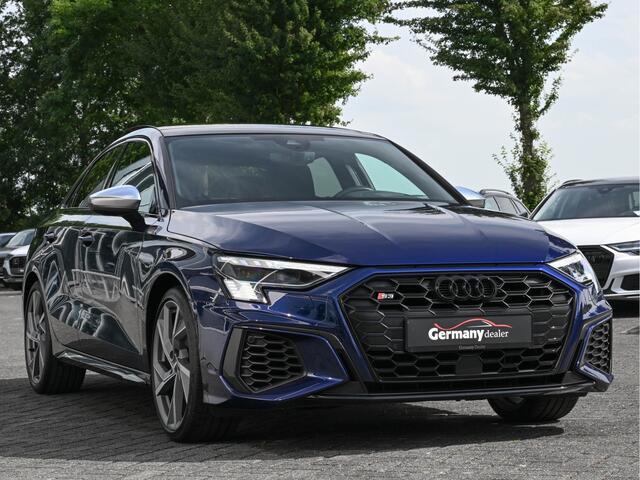 Audi S3 Limousine 310PK 2.0TFSI Quattro Pano HUD Matrix B&O Massage Alcantara Sfeerverlichting