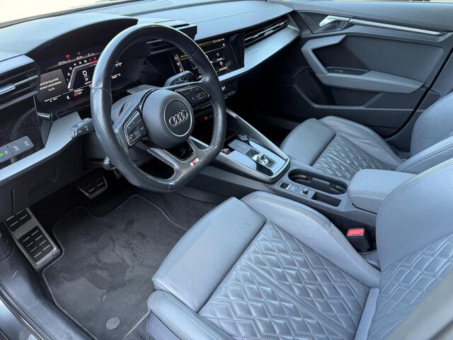 Audi S3 Limousine 310 pk Quattro S-Line MATRIX KOPLAMPEN | F1-FLIPPERS | CAMERA | RS STOELEN | NAVIGATIE | ANDROID/APPLE CARPLAY | AIRCO/ECC | CRUISECONTROL | PARKEERSENSOREN | STOELVERWARMING | ACHTERUITRIJCAMERA