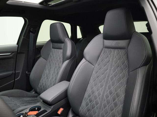 Audi S3 SPORTBACK 2.0 TSFI/333PK S3 quattro · Panoramadak · Dynamic Plus · Sonos · Leder/Alcantara · Garantie tot juni 2029 of 100000km.