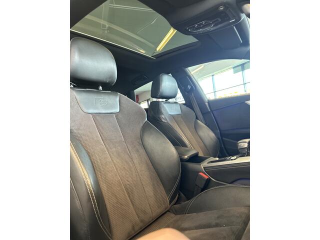 Audi S5 Sportback 3.0 TFSI S5 quattro Pro Line Plus | Panoramadak | Digital dashboard | Bang&Olufsen | Achteruitrijcamera | Apple carplay | Sfeerverlichting | Cruise control | Climate control | Navigatie | Dodehoeksdetectie | Stoelverwarming