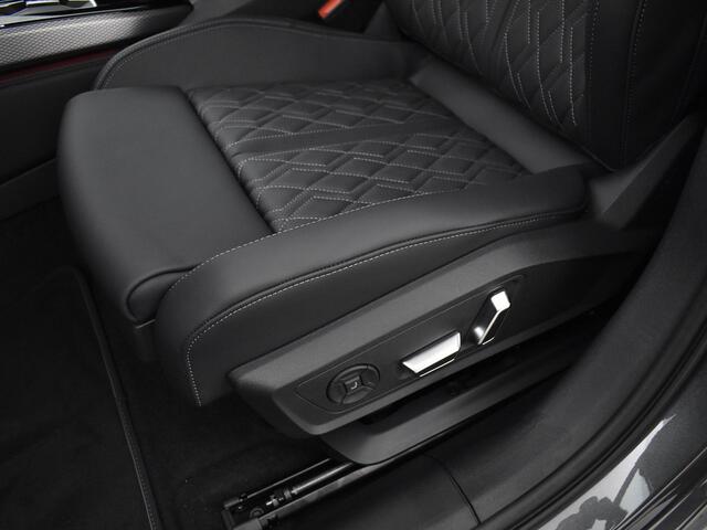 Audi S5 Avant 50 year edition 3.0 TFSI 367 PK · B&O · Lederen Sportstoelen S plus · Trekhaak elek. wegklapbaar · Panorama-glasdak