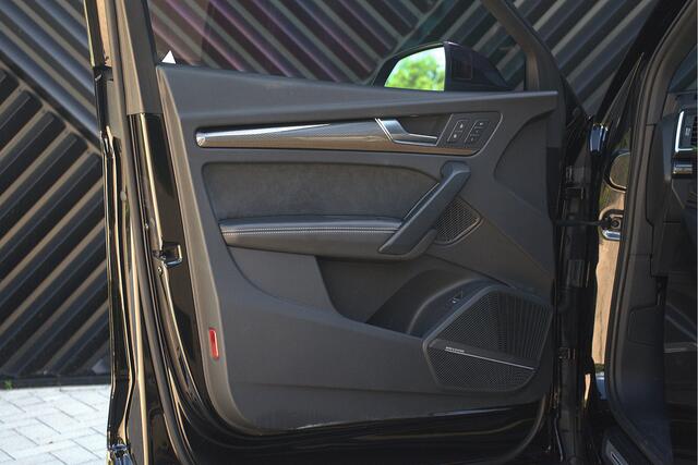 Audi SQ5 3.0 TFSI Quattro 354PK Panodak Memory Carbon Matrix Cam Luchtvering RS-stoelen B&O