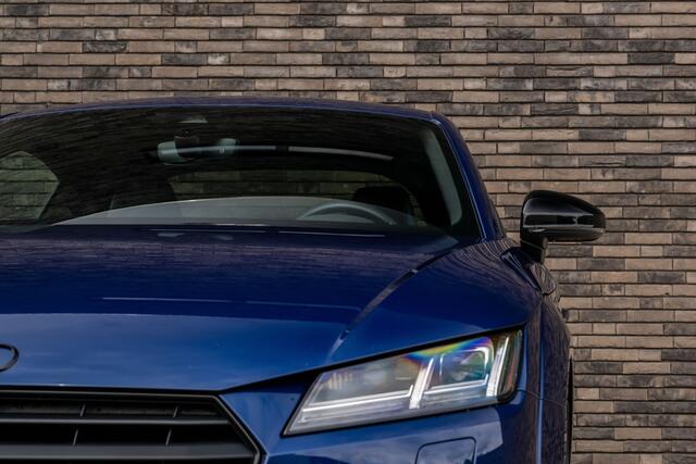 Audi TT 2.0 TFSI quattro S-Line | Virtual Cockpit | RS Leder | B&O | PDC | 19"LM | Black Pack | Scuba Blau
