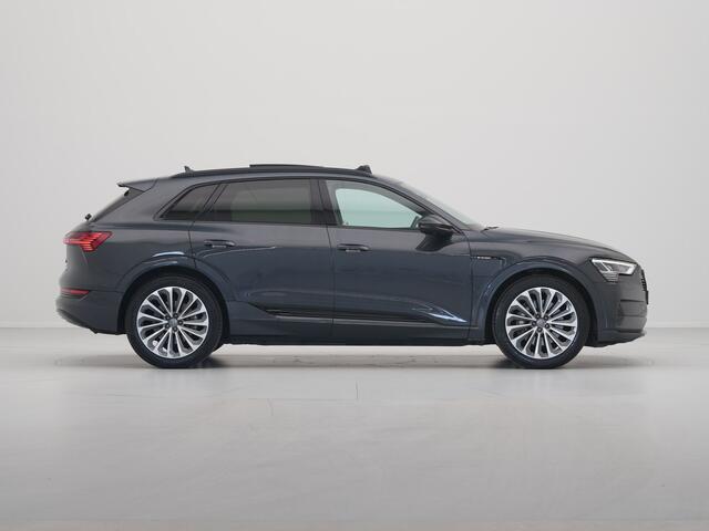Audi e-tron 55 quattro 408pk Business edition Plus 95 kWh Panorama Navigatie Afneembare Trekhaak 360 Camera 45