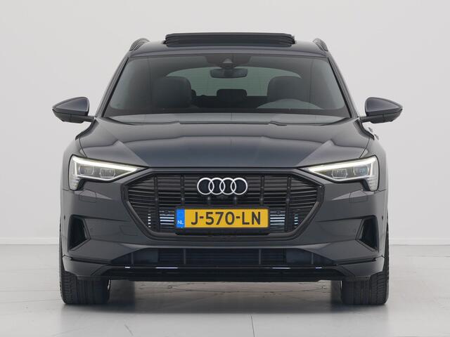 Audi e-tron 55 quattro 408pk Business edition Plus 95 kWh Panorama Navigatie Afneembare Trekhaak 360 Camera 45