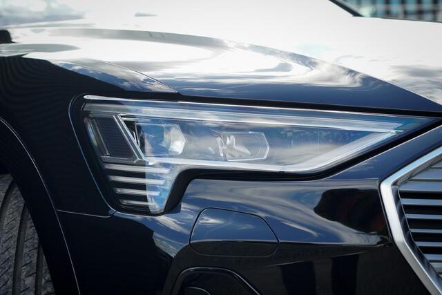 Audi e-tron Sportback 50 quattro Business edition Plus 71 kWh / Adaptive Cruise / 20'' / S-Line / Luchtvering