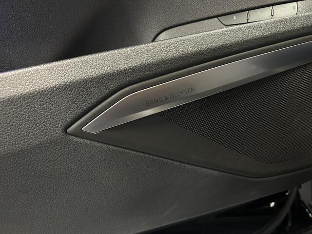 Audi e-tron e-tron 55 360pk quattro 95 kWh Trekhaak Cameraspiegels Leder Memory Head-Up Panoramadak B&O 360Camera Navigatie