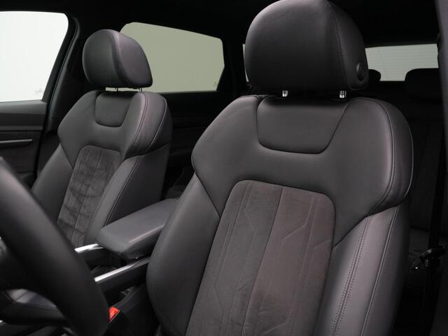 Audi e-tron 50 quattro Business edition Plus 71 kWh 313 pk | Panoramadak | Leder/alcantara | Elektr. verstelbare stoelen | Adaptive Cruise | Achteruitrijcamera