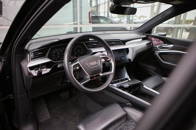 Audi e-tron e-tron 55 | Pano | B&O | Schaalstoelen |