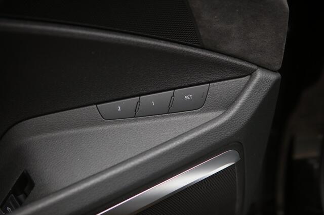 Audi e-tron e-tron 55 | Pano | B&O | Schaalstoelen |