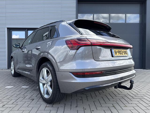 Audi e-tron 50 Quattro Launch Edition Plus ?SOH 92.4% ?Panoramadak ?Vol Leder ?Luchtvering ?Full LED ?Elektrische Achterklep ?Parkeersensoren ?Trekhaak