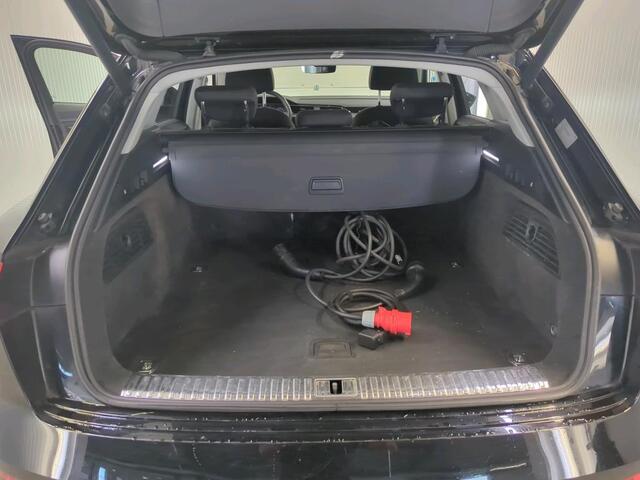 Audi e-tron 50 quattro Business ed. 71 kWh | Navi | Keyless | Virtual |