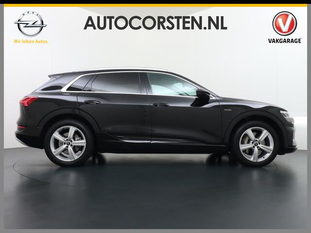 Audi e-tron 55 Quattro 95kWh 408PK Trekhaak Leder/Alcantara Panoramadak Adap.Cruise Navi Ecc Stoelverwarming Business Edition Plus Luchtvering Memory Lmv Elek.Achterklep Privacy Glas Keyless 1e Eigenaar 1.800KG Trekgewicht Zeer compleet!