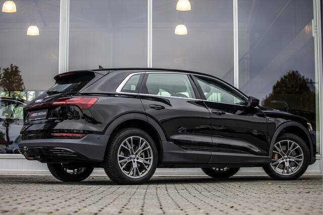 Audi e-tron 50 quattro edition 71 kWh | NL Auto | Trekhaak