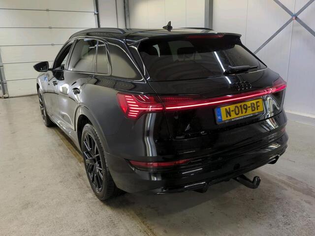 Audi e-tron 55 quattro S edition 95 kWh | Panorama | Trekhaak | 21 Inch |