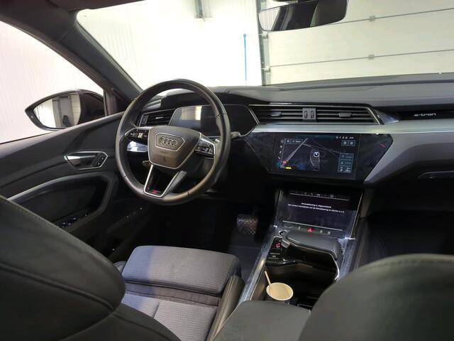 Audi e-tron 55 quattro S edition 95 kWh | Panorama | Trekhaak | 21 Inch |