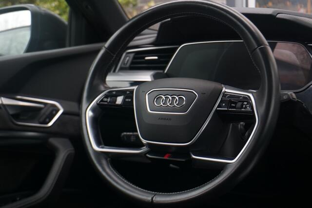Audi e-tron E-TRON 50 Q S-LINE - ED. BLACK - PANO - 22 INCH - TREKH.