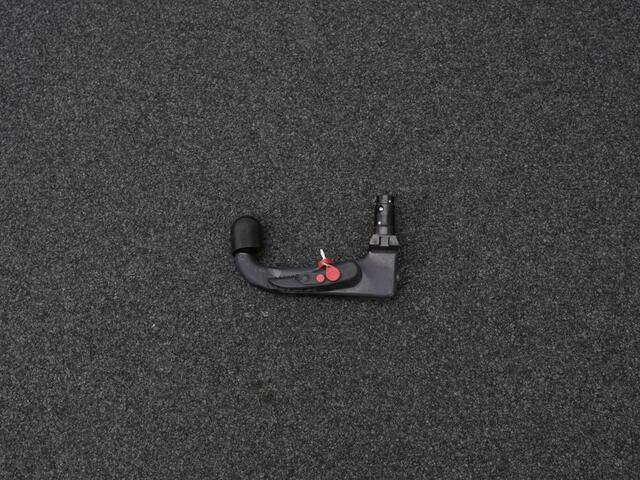 Audi e-tron 55 quattro Advanced edition Plus 95 kWh 408 pk | Panoramadak | Trekhaak | Valcona leder | Geheugenstoel | Rondomzicht camera | Head-up display