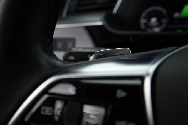 Audi e-tron Sportback 55 quattro S Line 95 kWh | HUD | 360cam | Adapt. Cruise | 21'' | Luchtvering | Stoelverw. |