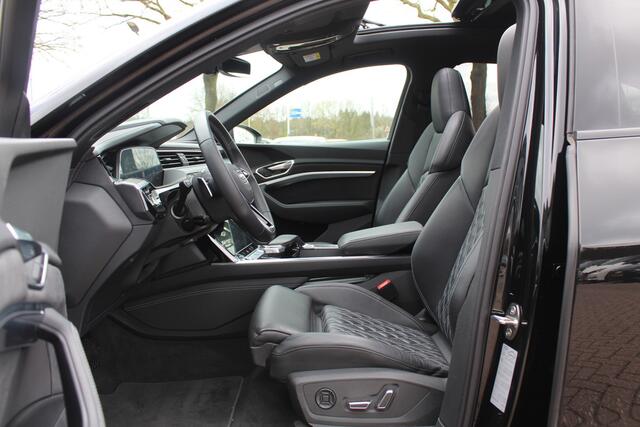 Audi e-tron Sportback S quattro 95 kWh / Panoramadak / Camera / RS Seats / 21'' / B&O / Intr.voorverwarming / Luchtvering / Matrix LED / CarPlay / Stoelverwarming / DAB / ACC