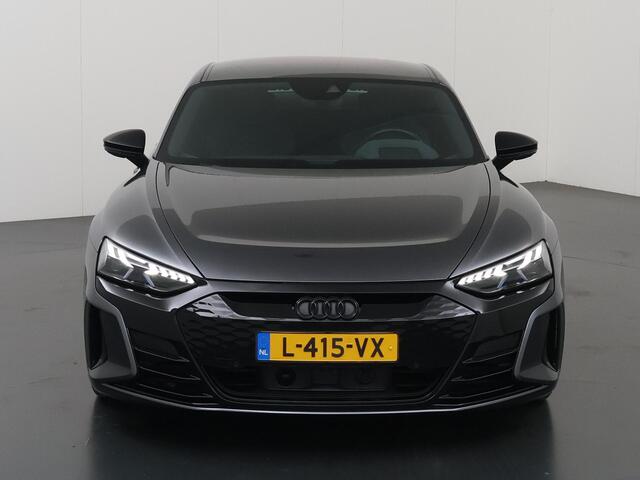 Audi e-tron GT RS 93 kWh | SOH 92% | 790pk | Adaptief Onderstel | Panoramadak | Matrix LED + Laserlicht | Sportstoelen | Designpakket RS | B&O Sound | Ele.verstelbare stoelen + Geheugen | Adaptieve Cruise Control | 360 Camera | Stoel/Stuurverwarming | Stoelkoeling |