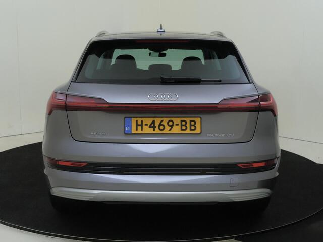 Audi e-tron e-tron 50 quattro Launch edition 71 kWh | SoH 100% | Luchtvering | Navigatie Plus | Lederen bekleding | Elektrisch verstelbare voorstoelen | Parkeersensoren | Cruise control |