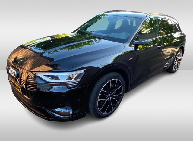 Audi e-tron e-tron 50 quattro Launch edition Vorsprung 71 kWh S-line / Panoramadak / 360Camera / Head-up / Softclose / RS Seats / 22'' / Luchtvering / Keyless / Virtual Cockpit / DAB / Stoelverwarming / ACC