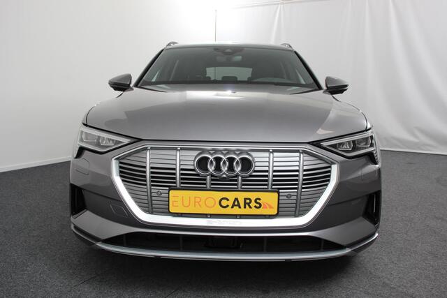 Audi e-tron e-tron 55 quattro advanced Pro Line Plus 360pk! | Navigatie | Climate Control | Electrisch bedienbare achterklep | Camera | Alcantara