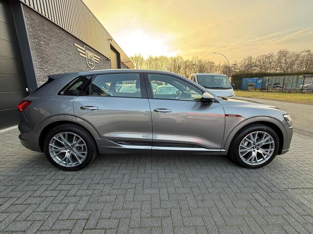 Audi e-tron e-tron 55 quattro advanced 95 kWh | 1E EIGENAAR | 12MND GARANTIE | B&O | CRUISE | MEMORY | LED | CARPLAY | TREKHAAK |