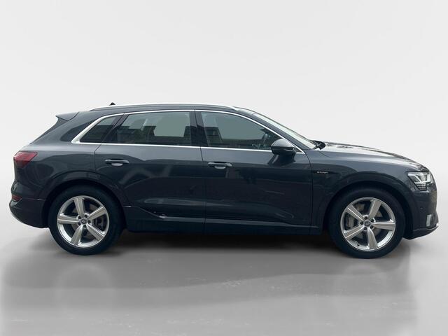 Audi e-tron e-tron 50 quattro Launch edition 71 kWh | 20 inch | Navigatie | Elec stoelen | PDC v+a | Cruise | Climate | LED | Elec Stoelen |