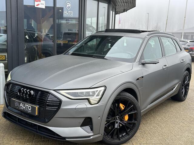 Audi e-tron e-tron 55 quattro 95 kWh BOMVOL | PANO | Audi Virtual Mirrors | Virtual Cockpit | Lederen Sportstoelen | Elektrische Stoel | B&O | 360 Camera | 2 Sleutels | Betreft een Wrap, Originele kleur is Antigua Blue Metallic |
