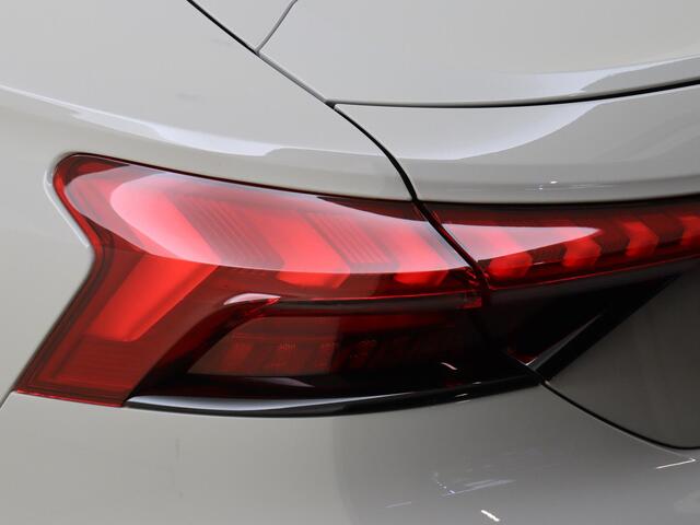 Audi e-tron GT e-tron GT | Audi Exclusive lak | 20 inch LM velgen | Lederen bekleding | B&O soundsysteem | Elek. verstelbare stoelen + mem. bestuurder