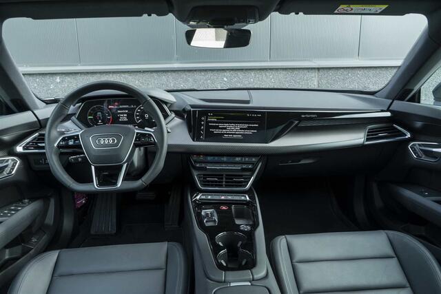 Audi e-tron GT 476PK S-Line Quattro Panodak Cruise Control Matrix Keyless AppleCarp