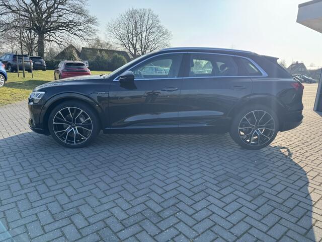 Audi e-tron e-tron 50 q L Ed +
