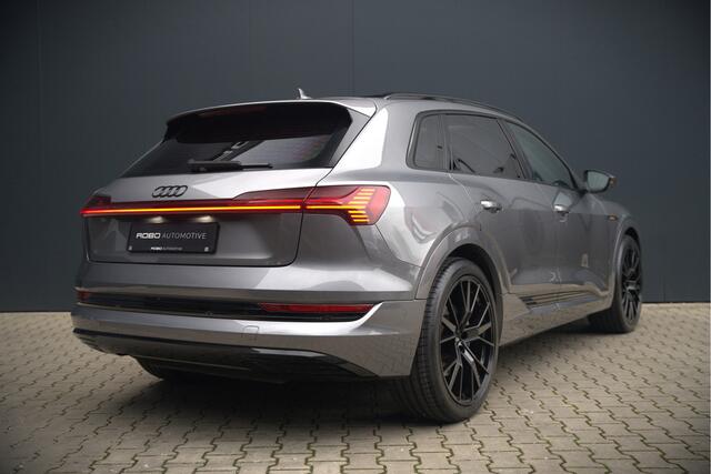 Audi e-tron 50 quattro Business edition Plus 71 kWh | Black Edition | Panoramadak | Camera | Memory Seats | Ambiance Verlichting | Luchtvering | Adaptive Cruise Control | Keyless | Matrix LED | Leder | Stoelverwarming | NAP |