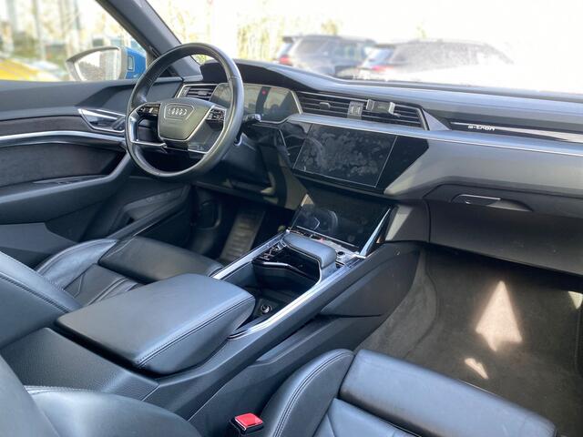 Audi e-tron E-tron 55 Quattro advanced Pro Line Plus 95 kWh S-Line / BTW-Auto/ Pano-Dak/ Adapt.Cruise/ B&O/ Matrix-HD/ Lucht-Vering/ Mem.Stoel/ Stoel-Verw./ 22'' LMW